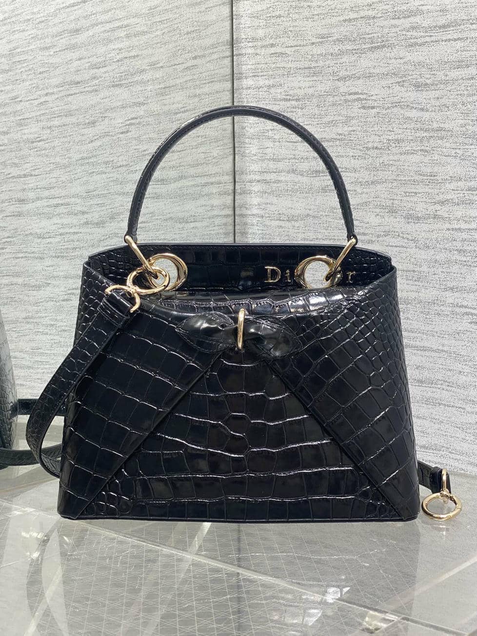 Bow Top Handle Bag 002